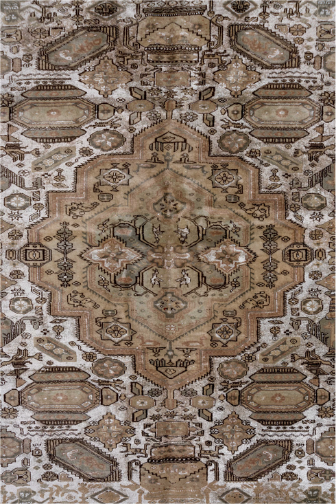 Antique Kaisary Area Rug (5' x 8')